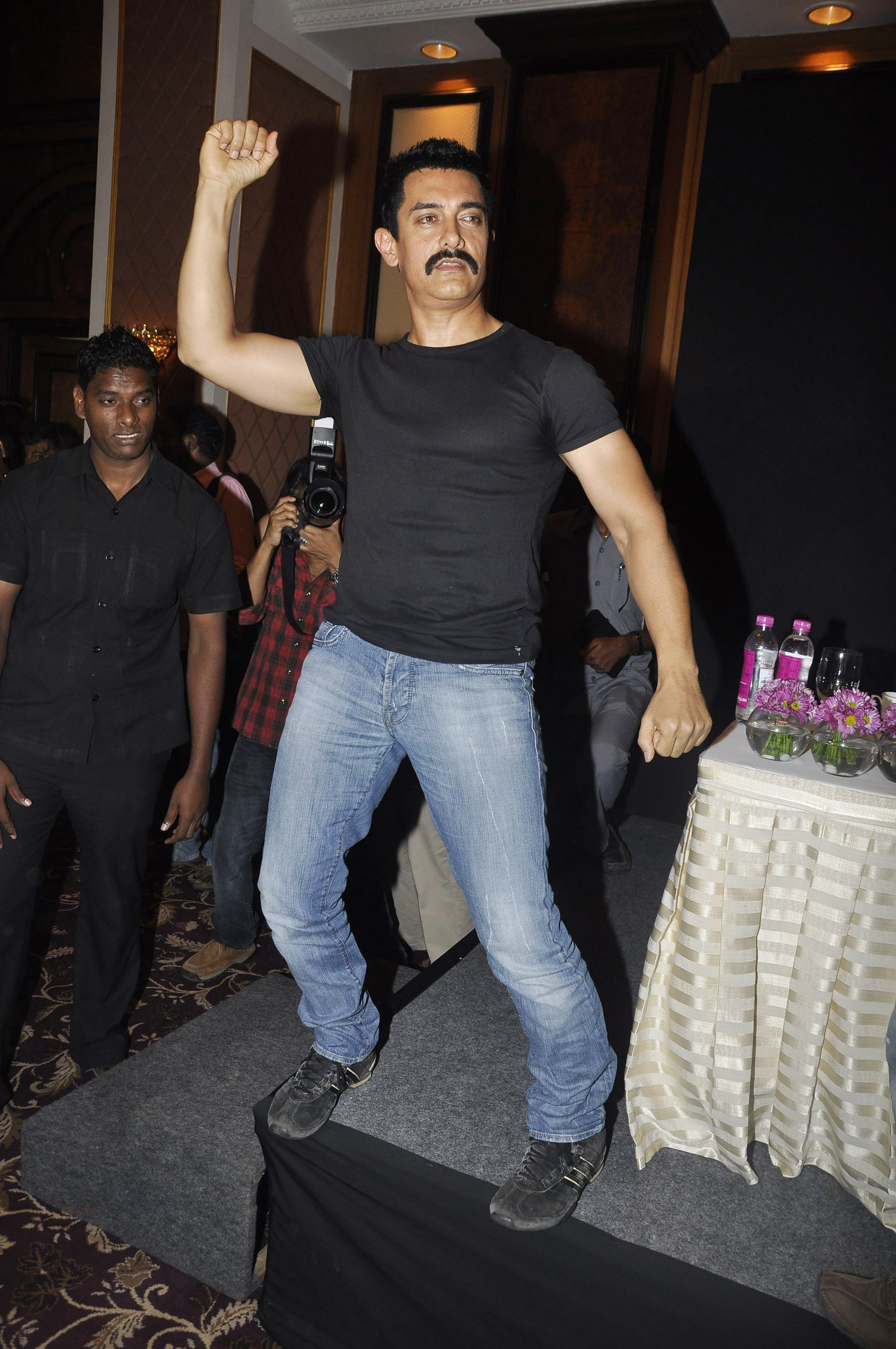 Aamir Khan to promote Delhi Belly | Picture 42412